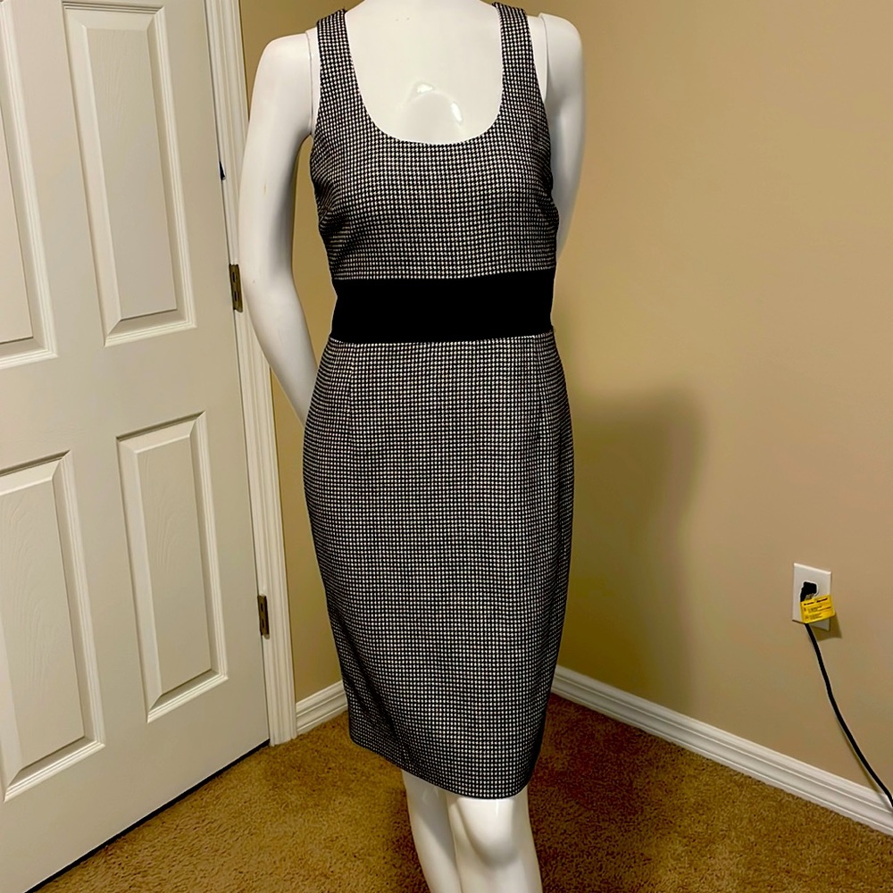 Pink Tartan Vintage Houndstooth Scoop Neck Sheath Dress Size 4 EUC Wool Blend